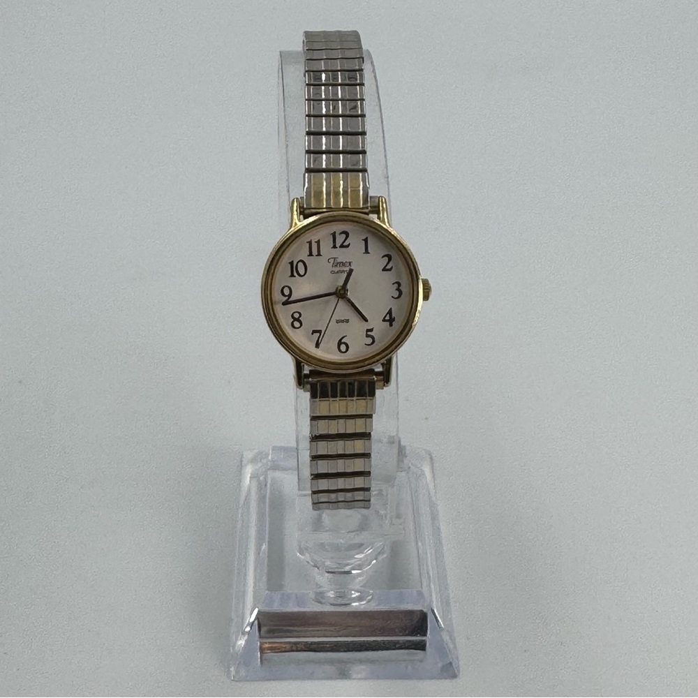 Timex Ladies Easy Read Two Tone Water Resistant Watch Stretch to Fit Works